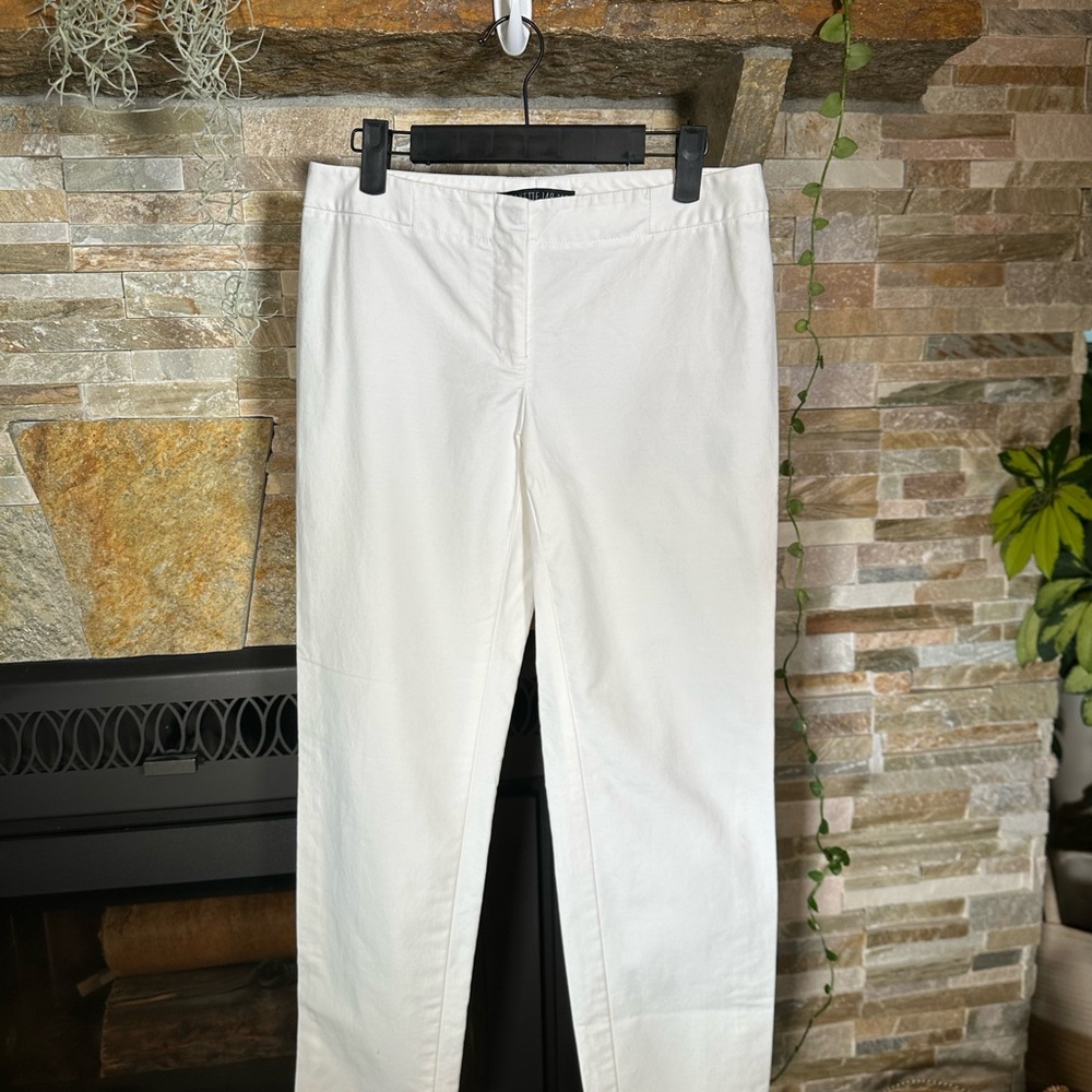 White Lafayette 148 Women’s Pants - Perfect for Summer!